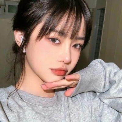 爱我还是爱他海报